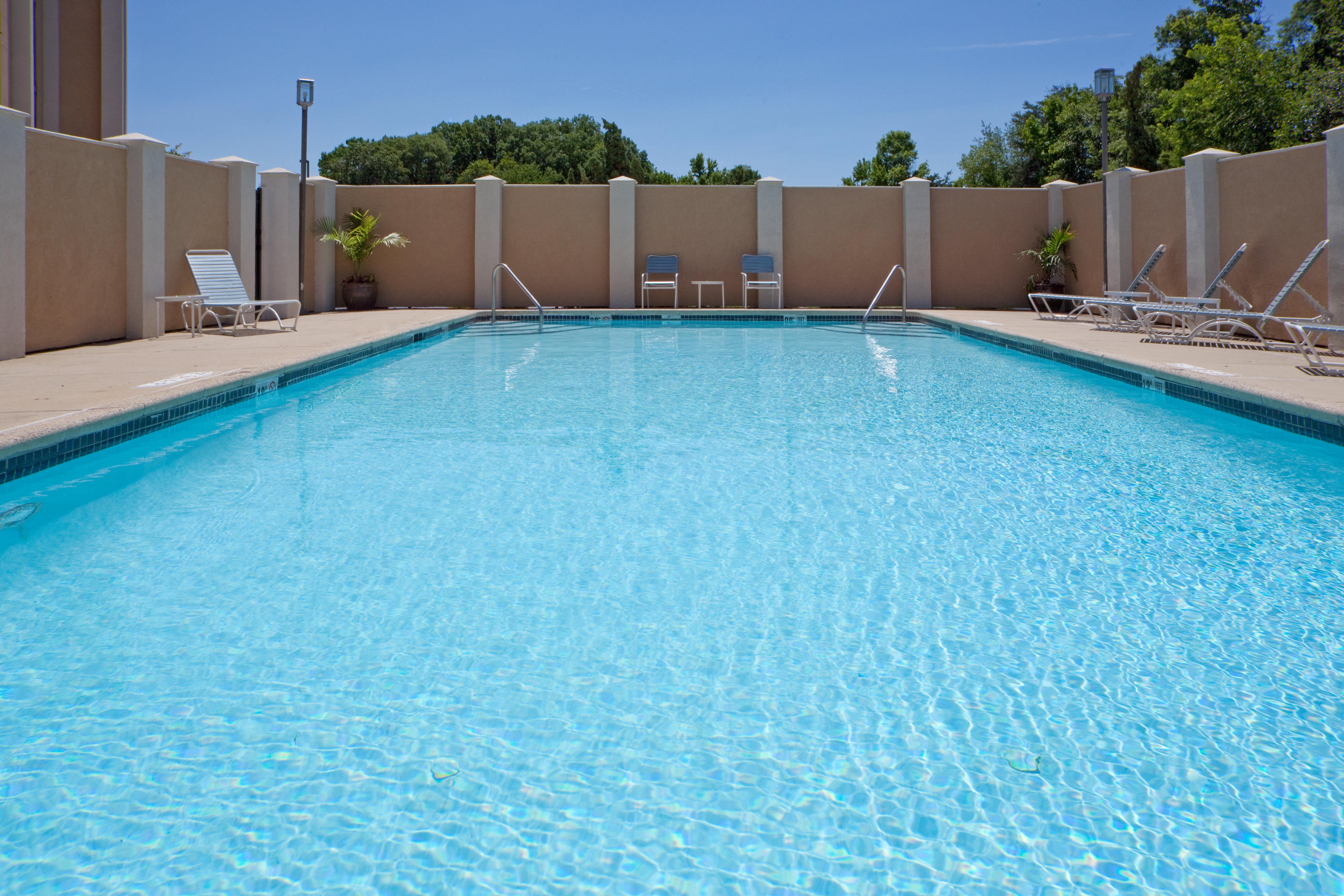 Holiday Inn Express Washington Dc East- Andrews Afb By Ihg Camp Springs Dış mekan fotoğraf