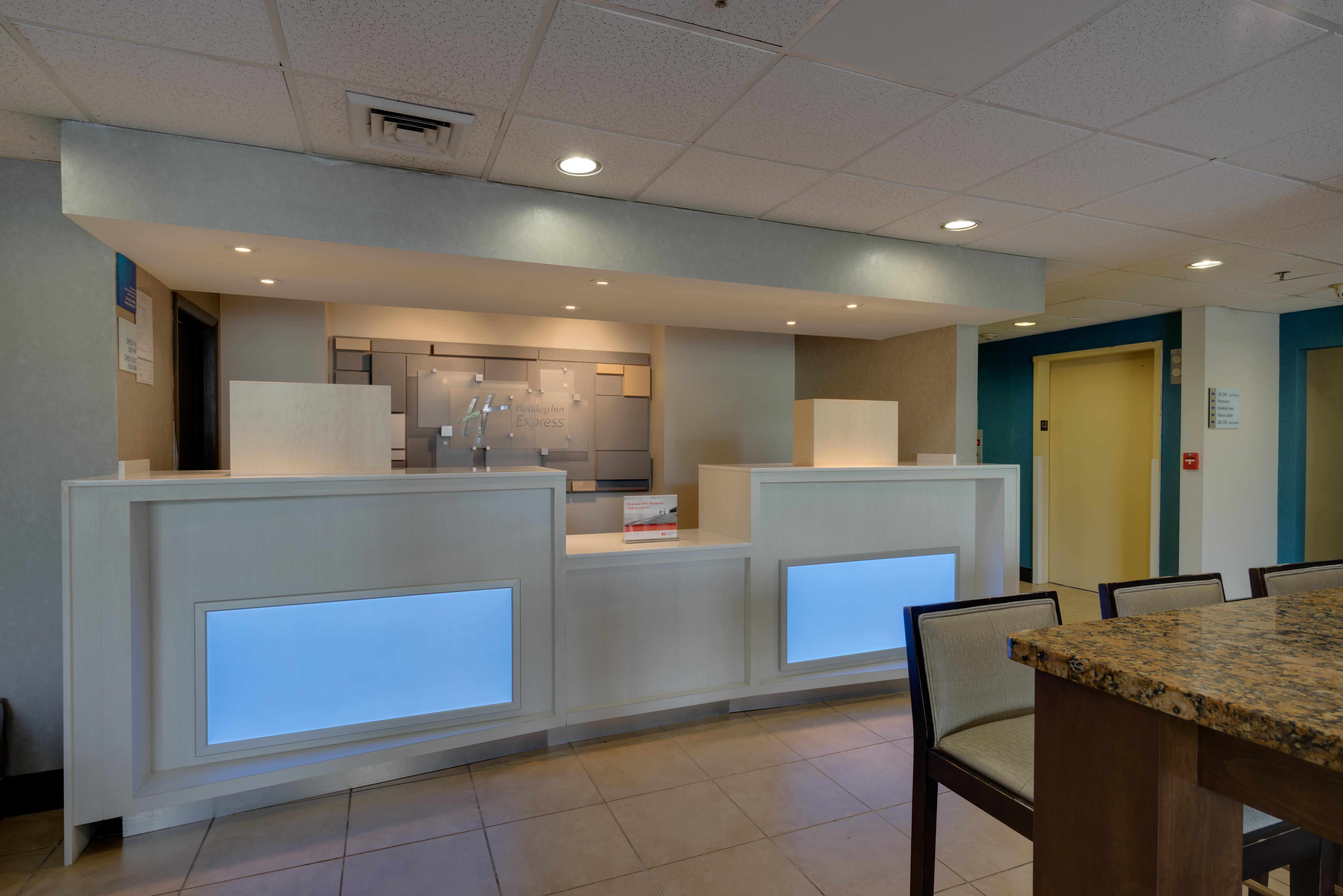 Holiday Inn Express Washington Dc East- Andrews Afb By Ihg Camp Springs Dış mekan fotoğraf