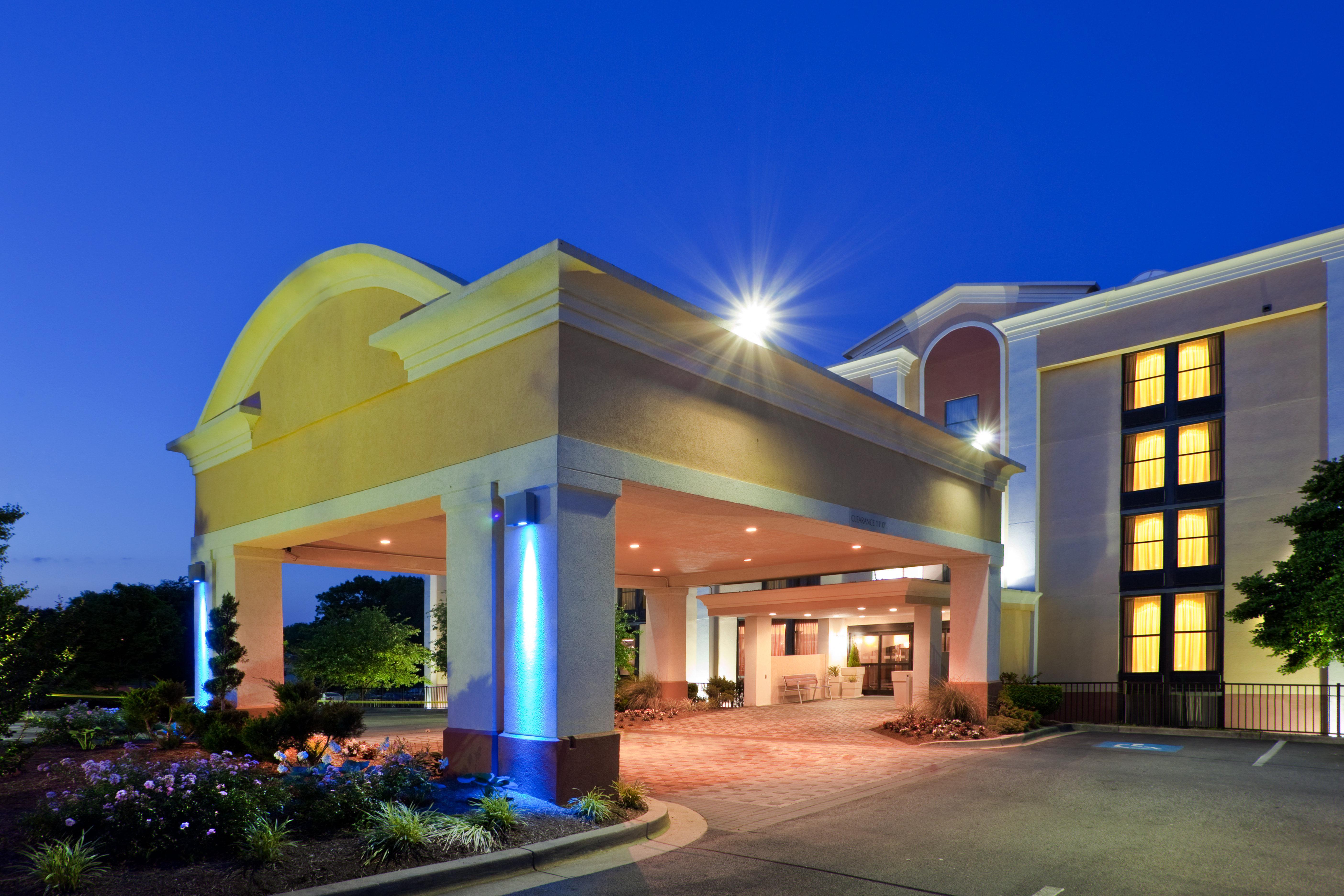 Holiday Inn Express Washington Dc East- Andrews Afb By Ihg Camp Springs Dış mekan fotoğraf