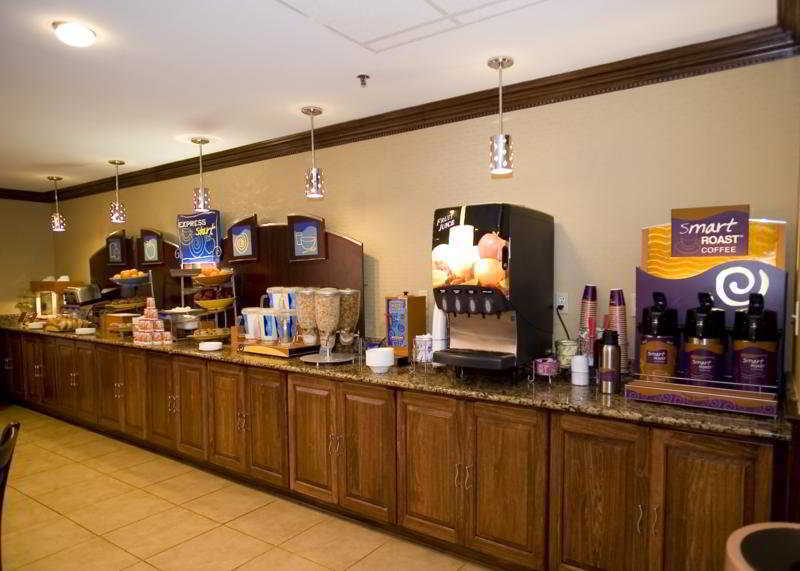Holiday Inn Express Washington Dc East- Andrews Afb By Ihg Camp Springs Dış mekan fotoğraf